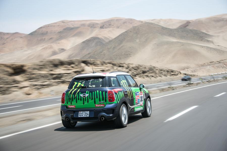  Mini Countryman Dakar rally 2013 года  (фото 11 из 37)